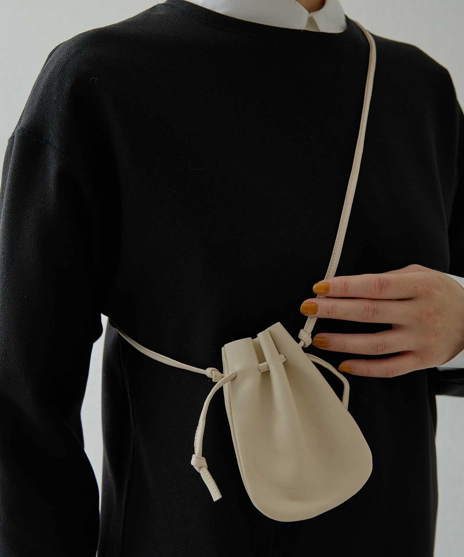 Christian AKS】Lamb leather ポーチ | Whim Gazette(ウィム ガゼット