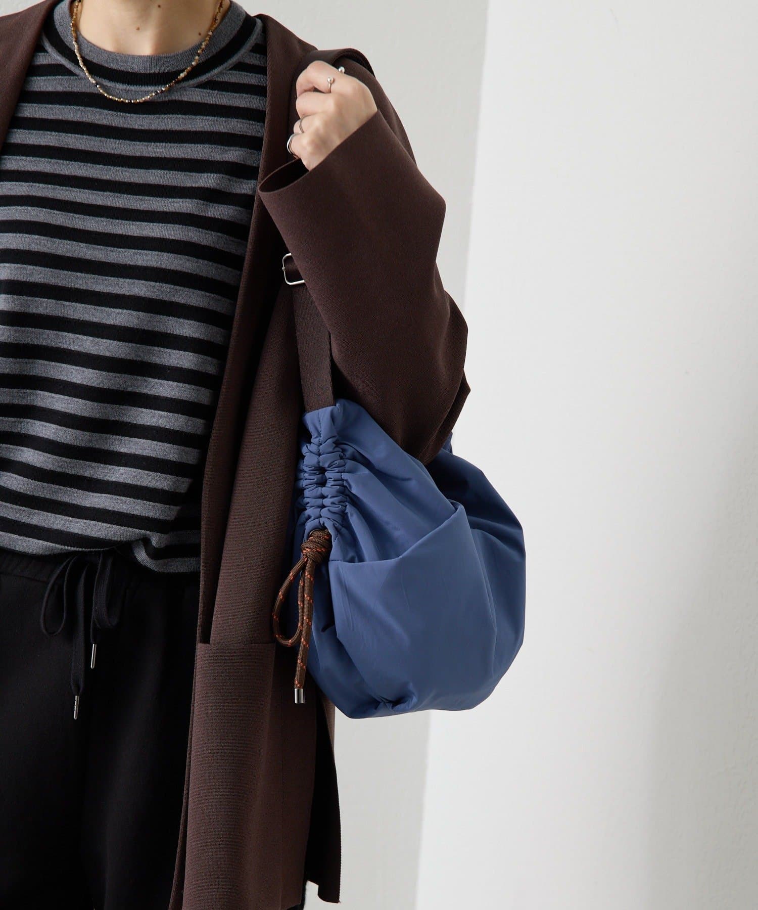 撥水/超軽量300g》ドロストショルダーバッグ | ear PAPILLONNER(イア