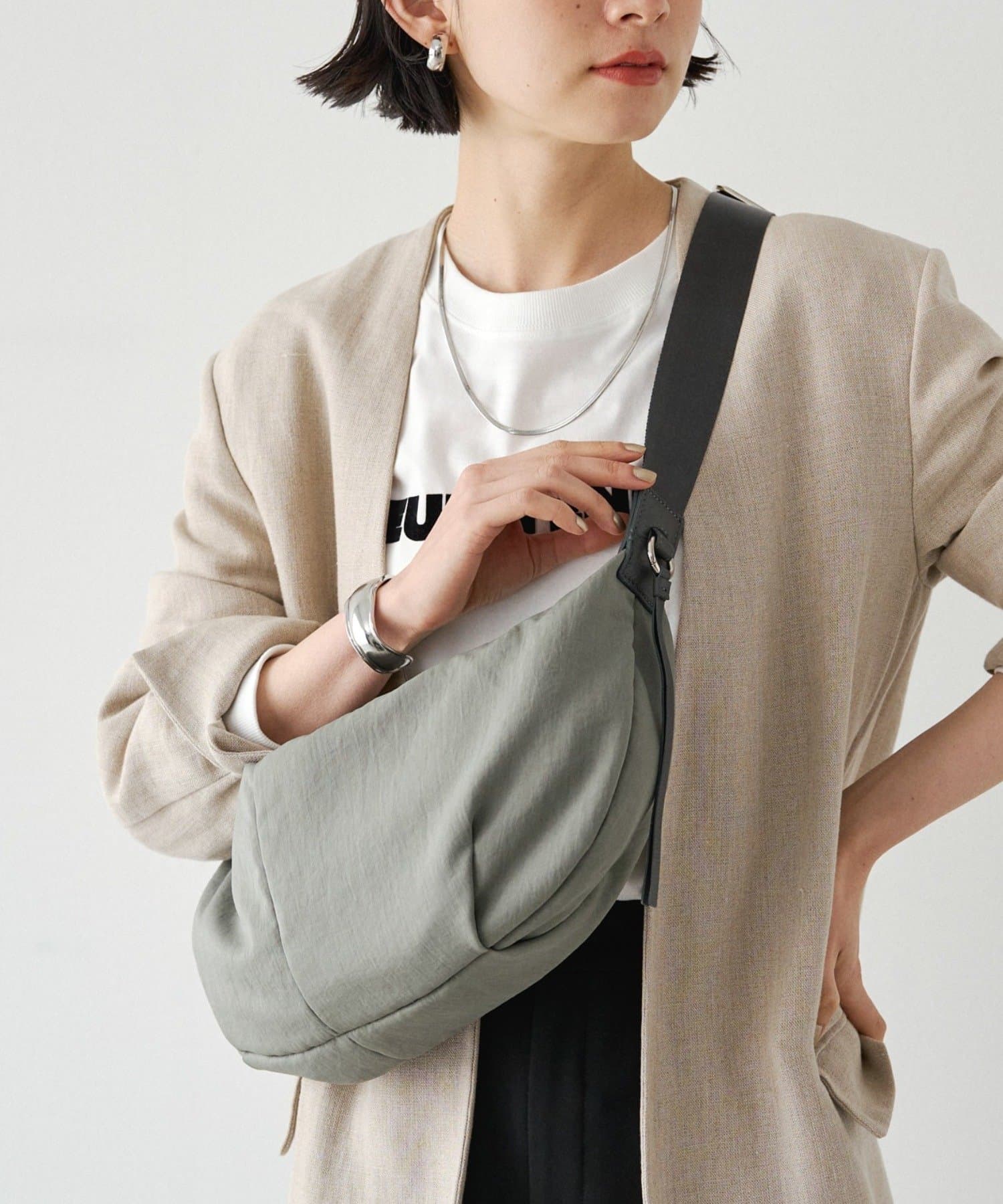 ナイロンバナナボディバッグ | russet(ラシット)レディース | PAL