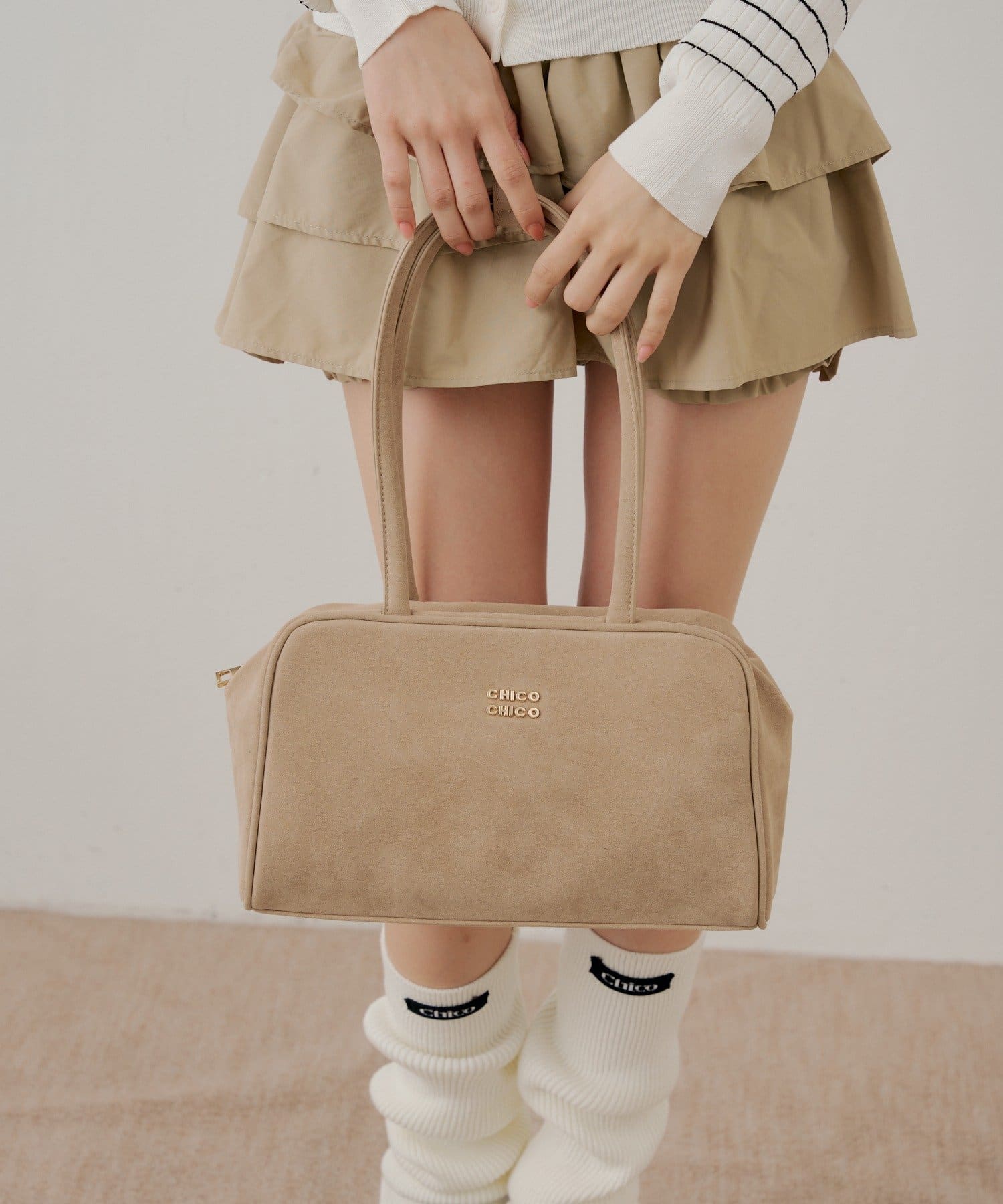 ロゴプレート付き横長ボストンバッグ | Chico(チコ)レディース | PAL