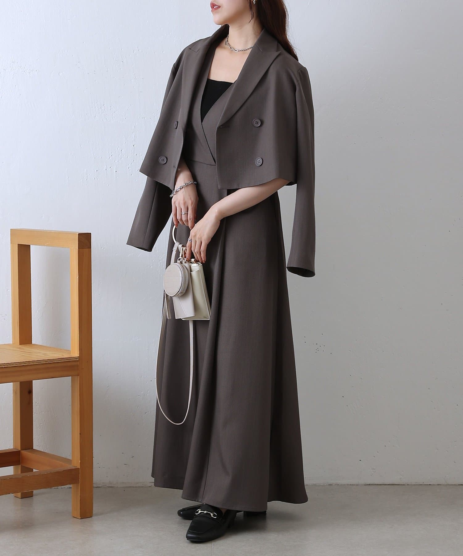 セットアップ対応】カシュクールノースリーブワンピース | COLONY 2139