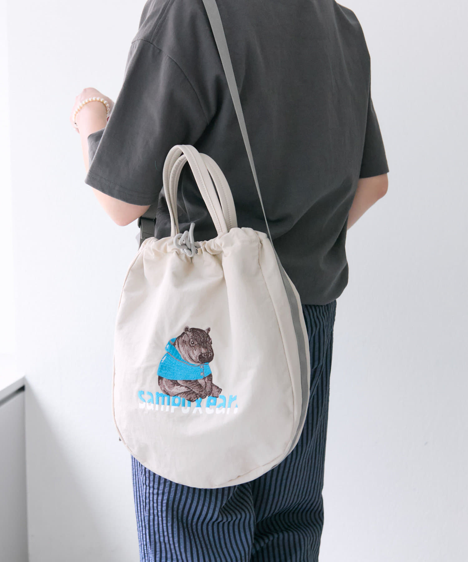 撥水/A4サイズ対応》 sampo×earコラボ刺しゅう2WAYショルダーバッグ