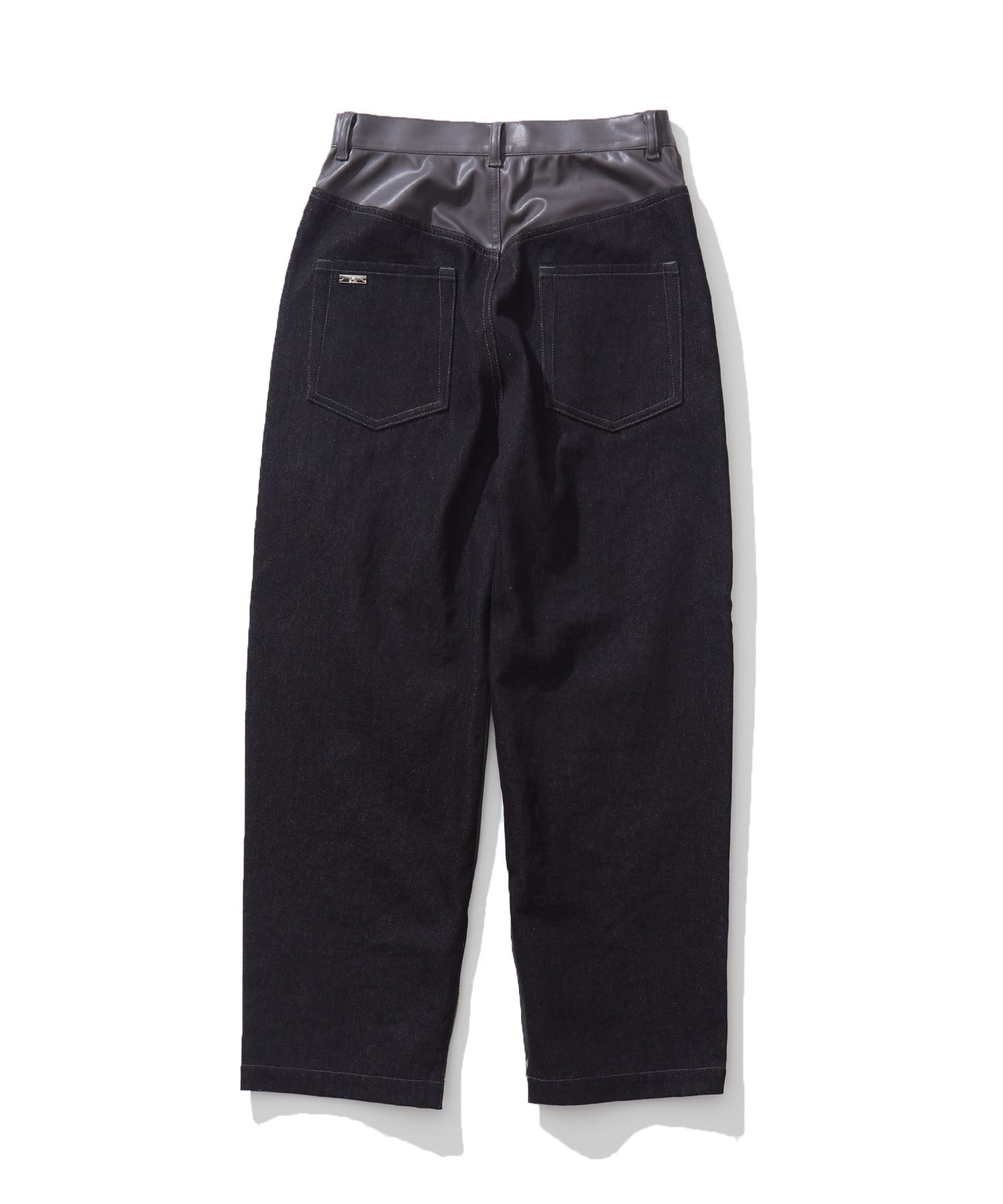 SET UP】DENIM×FAKE LEATHER DOCKING PANTS｜CONVERSE TOKYO