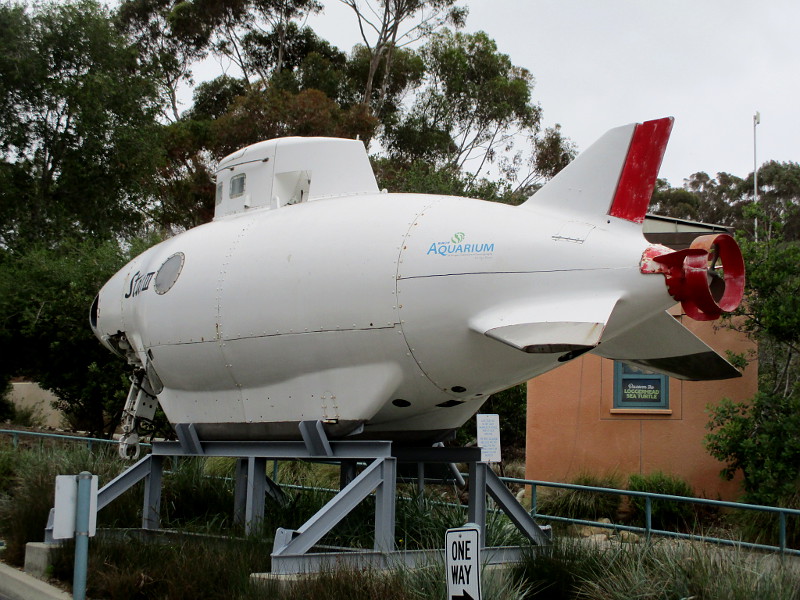Star III submersible outside Birch Aquarium. – Cool San Diego Sights!