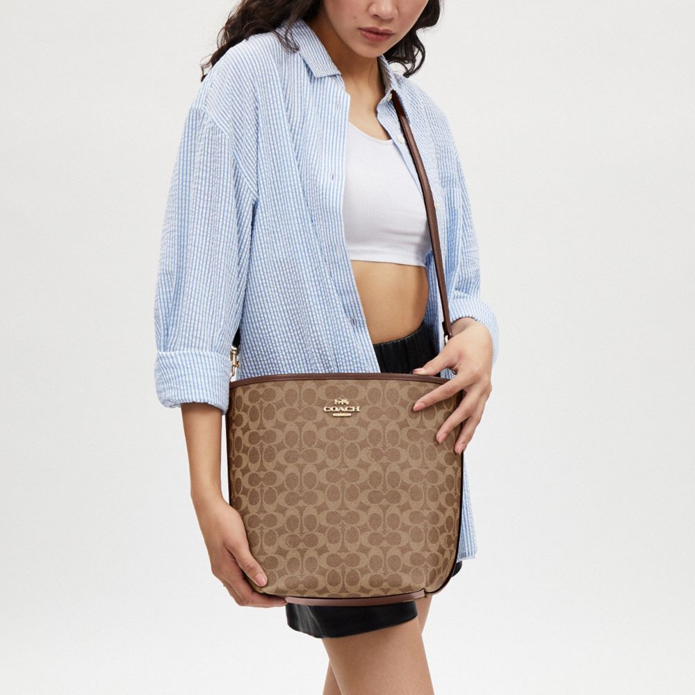 公式】コーチアウトレット | シティ ラージ バケット バッグ