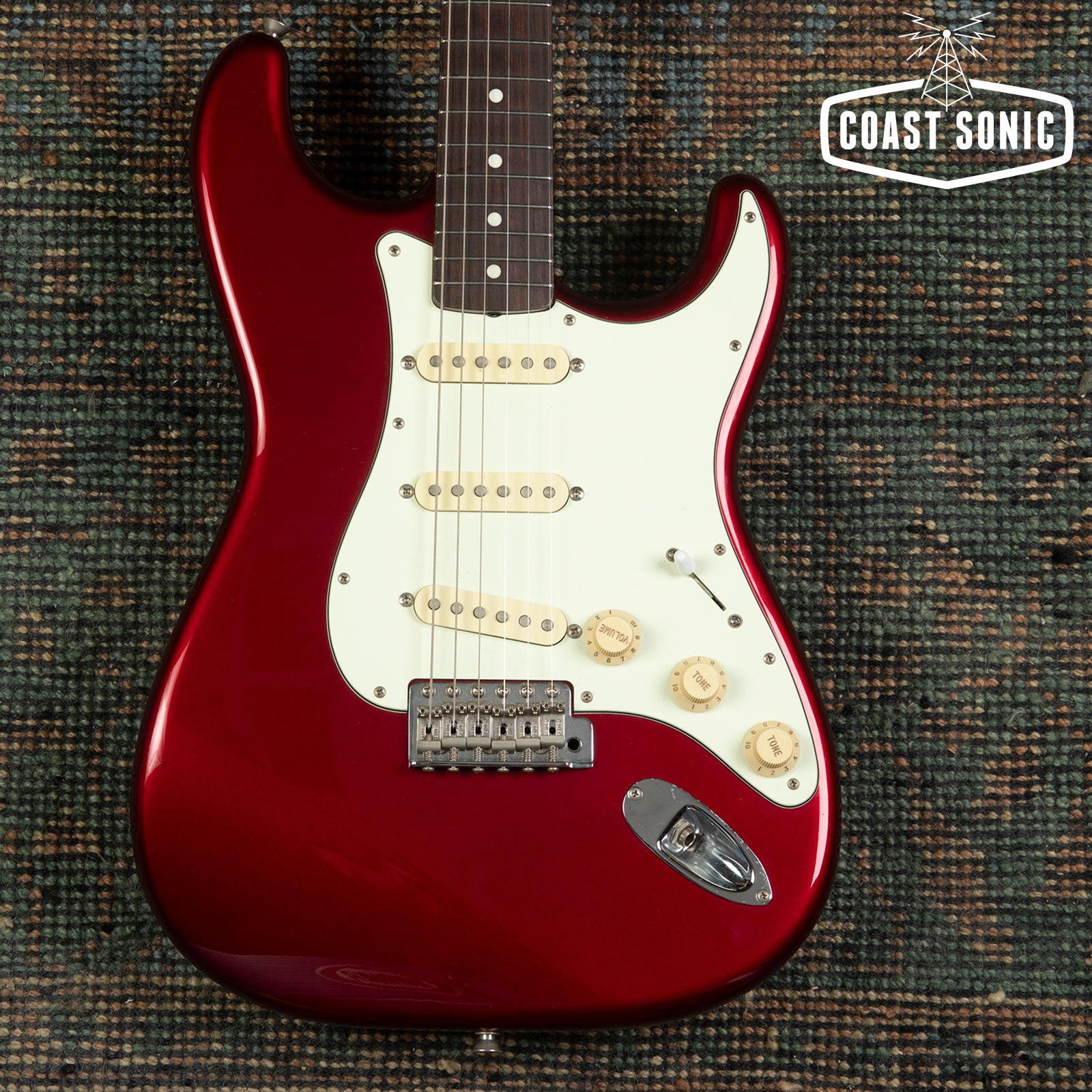 2014 Fender '62 Reissue Stratocaster ST62 Made in Japan - Candy Apple
