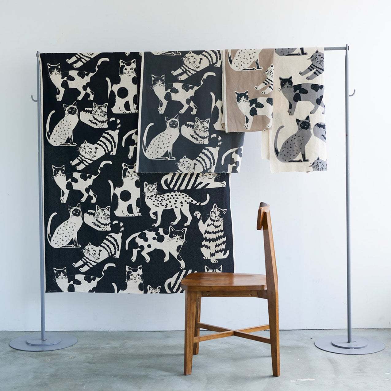 cocca(コッカ) ｜生地通販｜(無料サンプル)echino/エチノ CATCAT ～ 綿