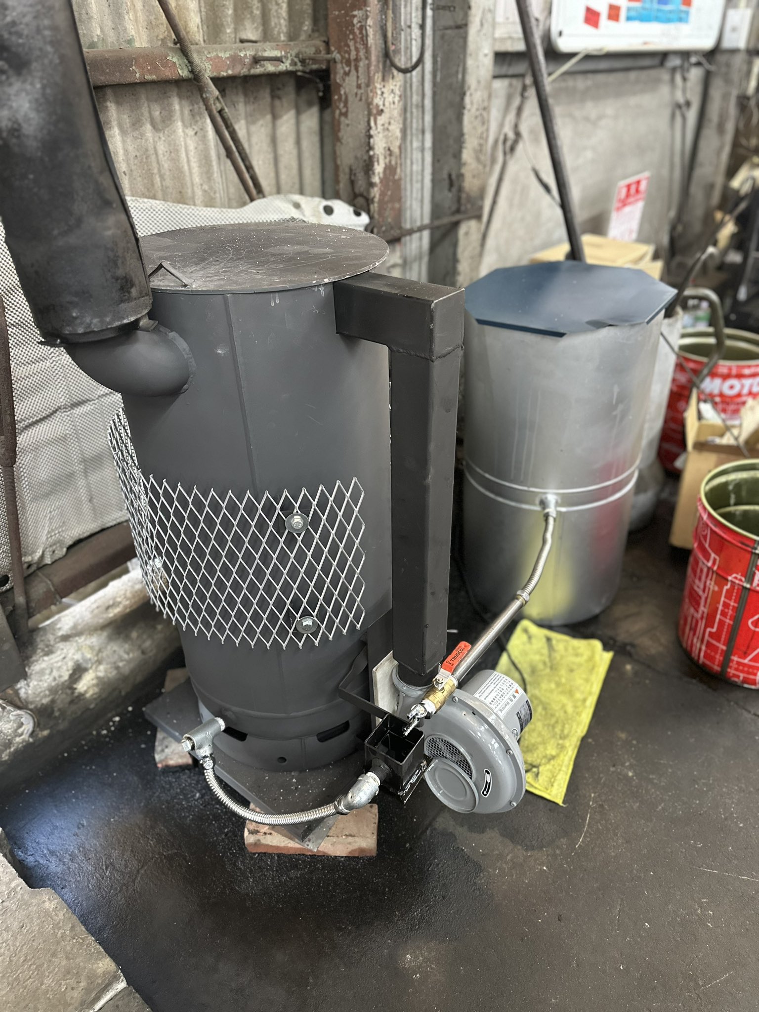 廃油ストーブ｜ボルボ専門店コクスン