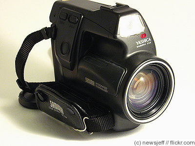 Yashica: Samurai X4.0 Price Guide: estimate a camera value