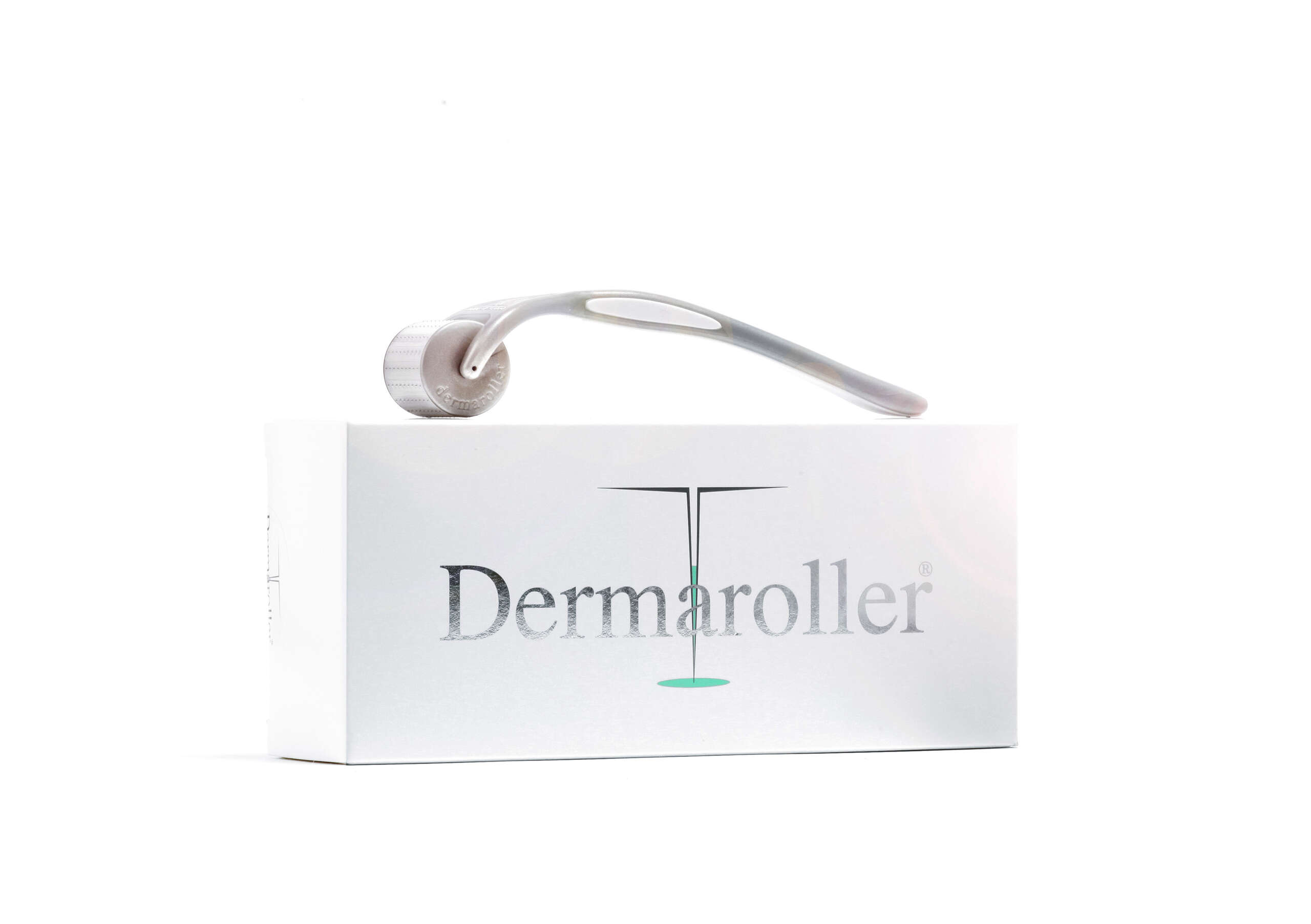 Home Care Roller by Dermaroller®+ Cleaner - Coquitlam Medical