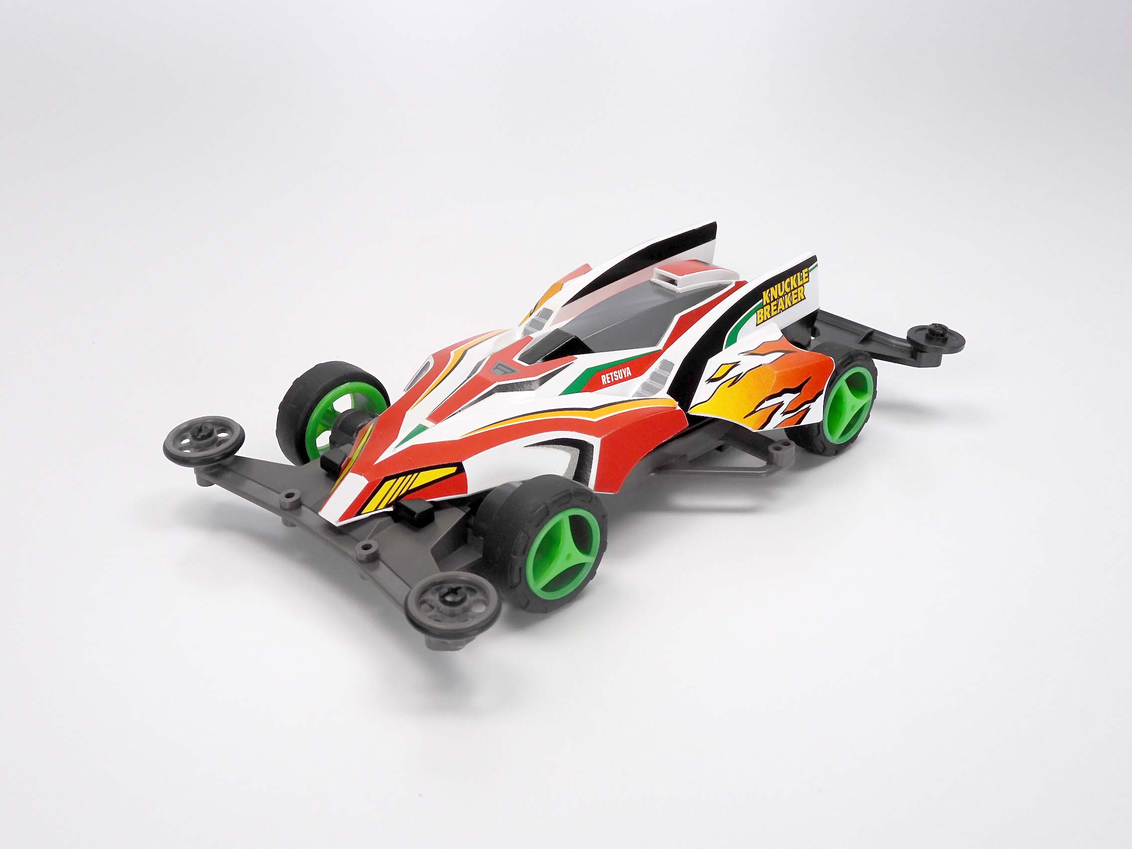 ミニ四駆】「ナックルブレイカー」を当時のコロコロ記事とともに紹介