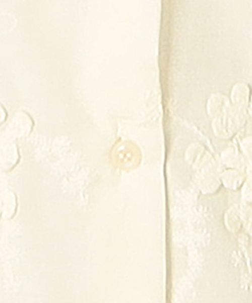 新色登場・追加】3Dフラワー刺繍 ハーフスリーブシャツ