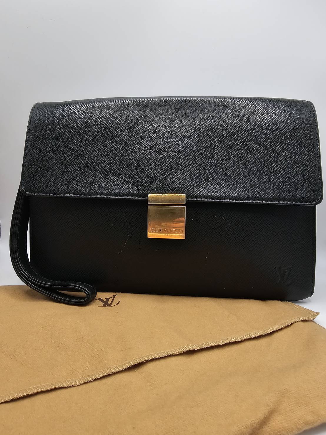 ルイヴィトン(Louis Vuitton) タイガ セレンガ クラッチバッグ - 買取