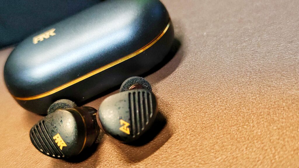 音質最強！？AVIOT【TE-Z1PNK(ピヤホン6)】をレビュー 機能・スペック