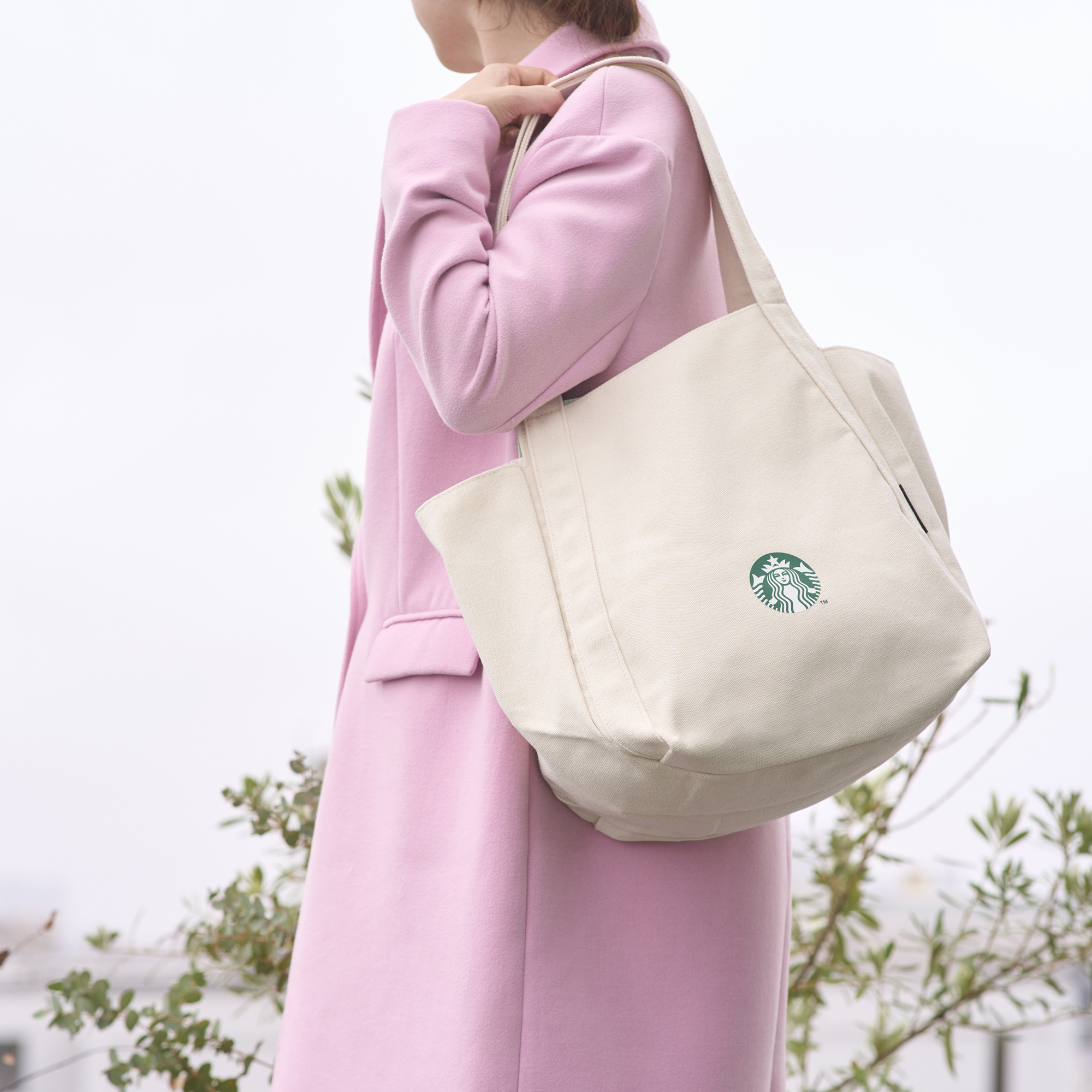 スターバックス福袋 2025」11・5からエントリースタート トートバッグ