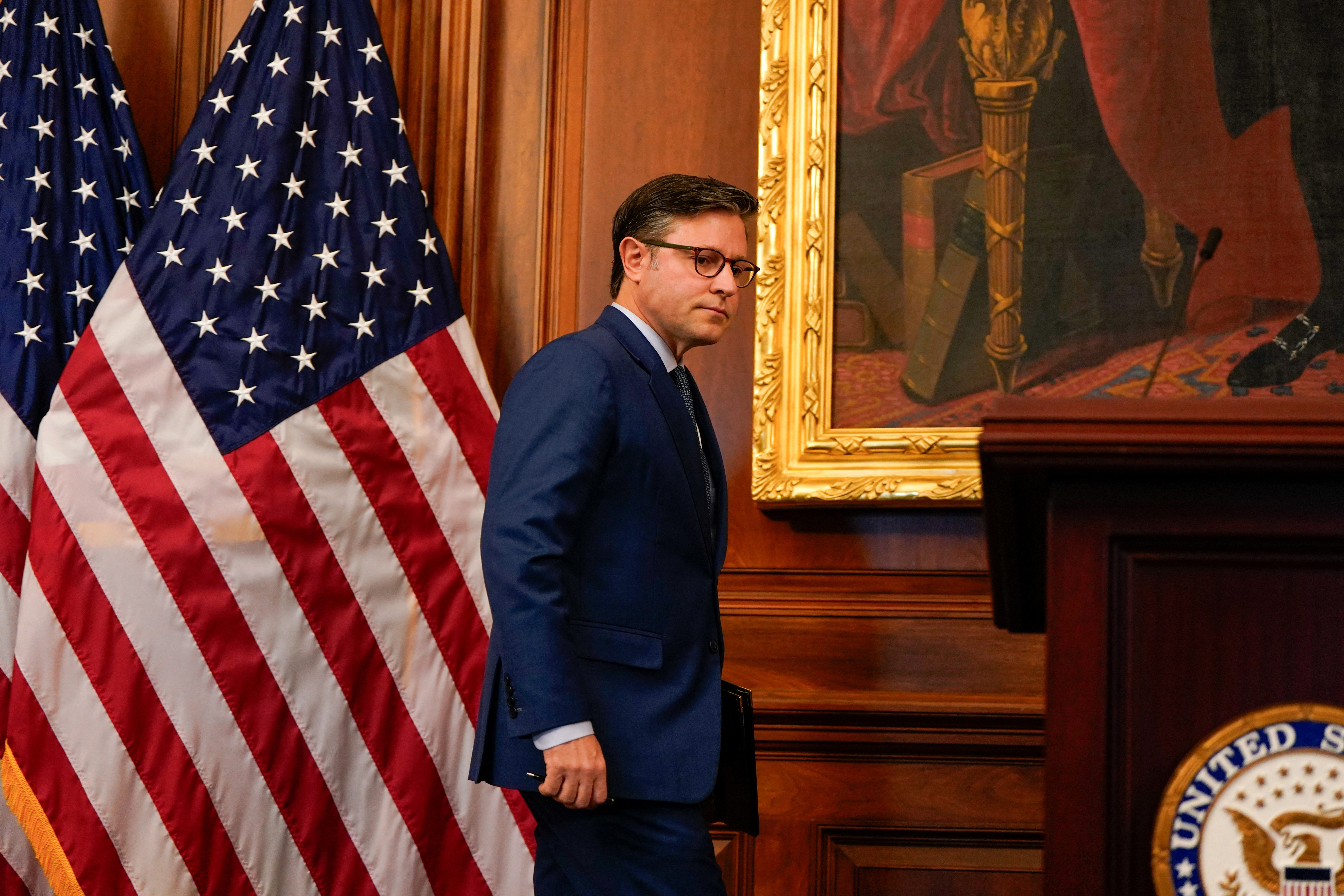 米上院、つなぎ予算案を否決 政府閉鎖の可能性高まる | ロイター