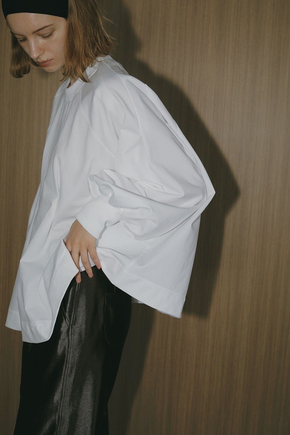 WAIST TUCK VOLUME SLEEVE SWEAT｜TOPS(トップス)｜MANOF OFFICIAL