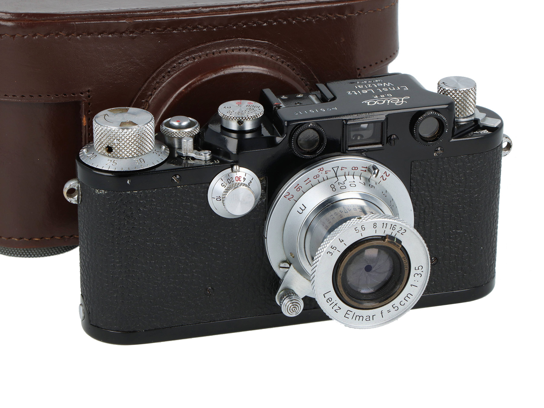 Leica IIIC repainted black + Elmar 50mm 3,5 silver (10064) | Leica