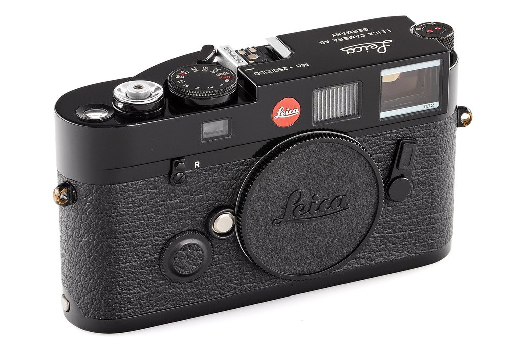 Leica M6 TTL 0.72 black paint Millennium 10442 | 35683,1