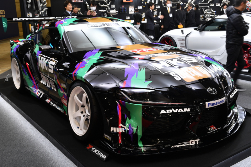 展示車両はすべてGRスープラ。ハイカスタムモデルからストリートモデル