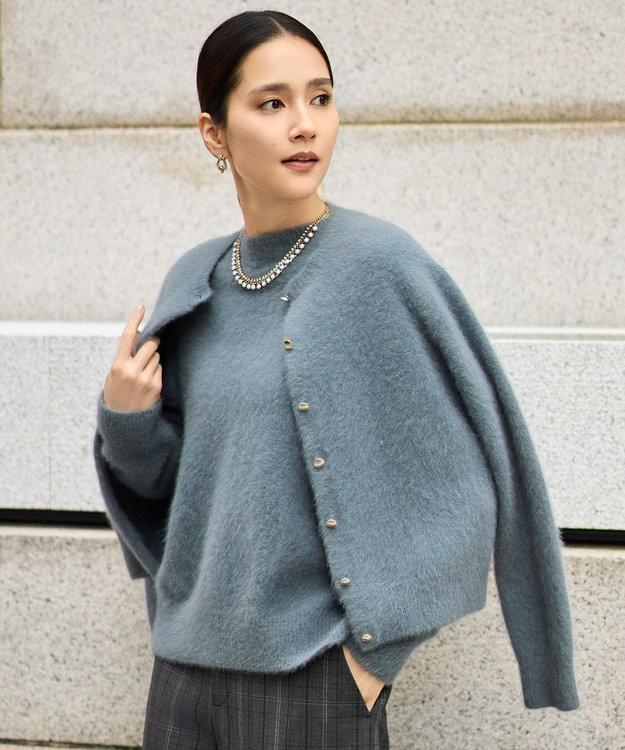 SHIHOさん着用】ヘアリーフォックス カーディガン / 自由区