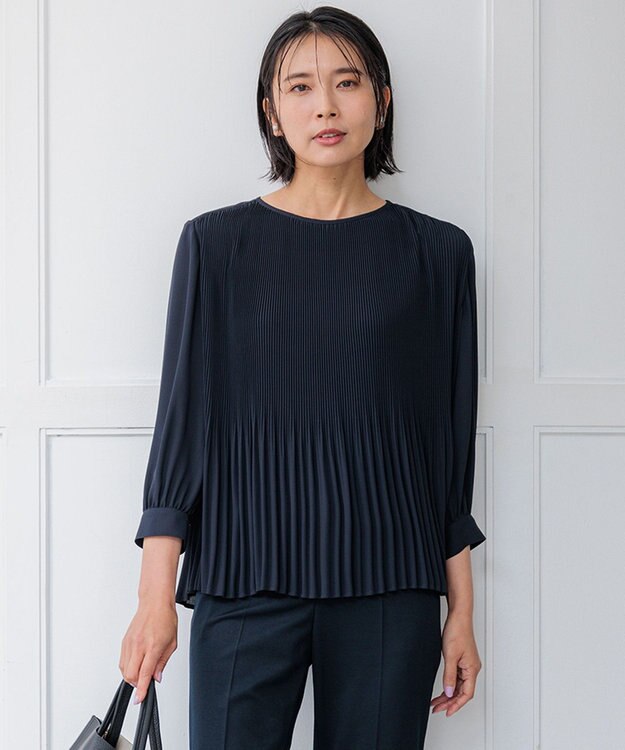 洗える】ライトバックサテンアムンゼン プリーツ ブラウス / 23区