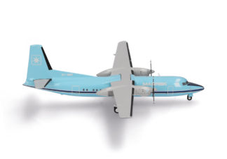 572842 Herpa Embraer / エンブラエル E195-E2 PR-ZIQ 1:200 お