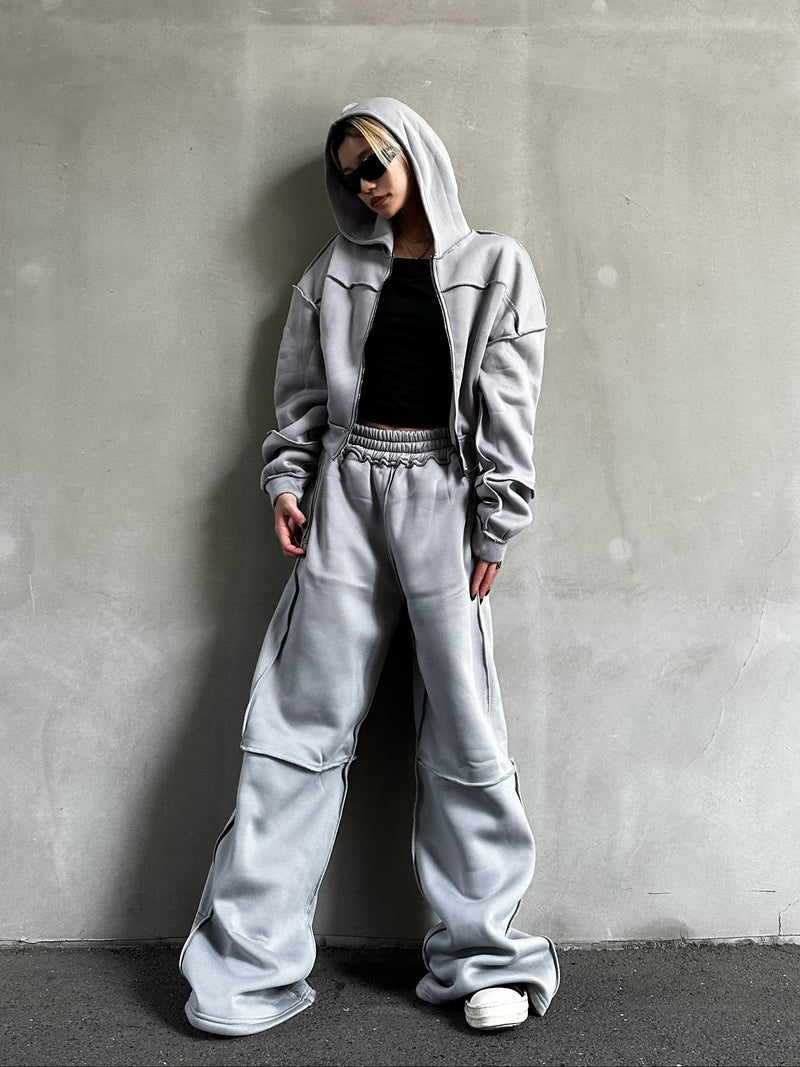 ルーズデザインスウェットセットアップ DPB26620 – CRAMMY