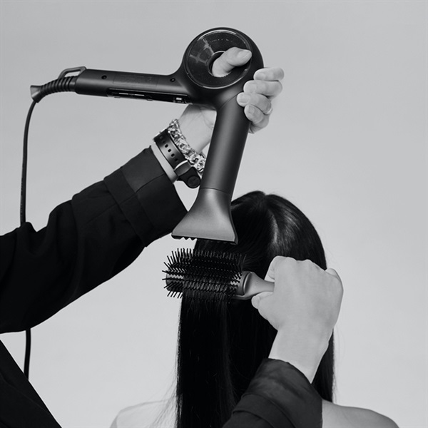 マグネットヘアプロ ドライヤーゼロ(ブラックプラス)