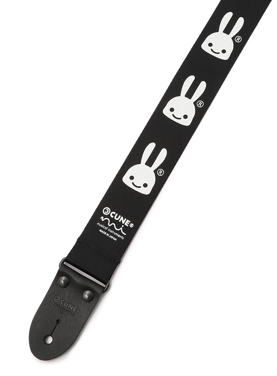 ウサギ3匹ストラップ｜ウサギがいる｜CUNE ONLINE STORE