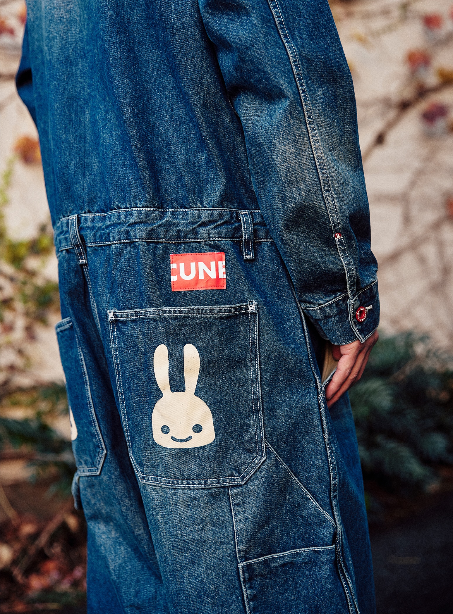 中古】cune キッズ・ベビー ウサギポケット付きデニムオーバーオール