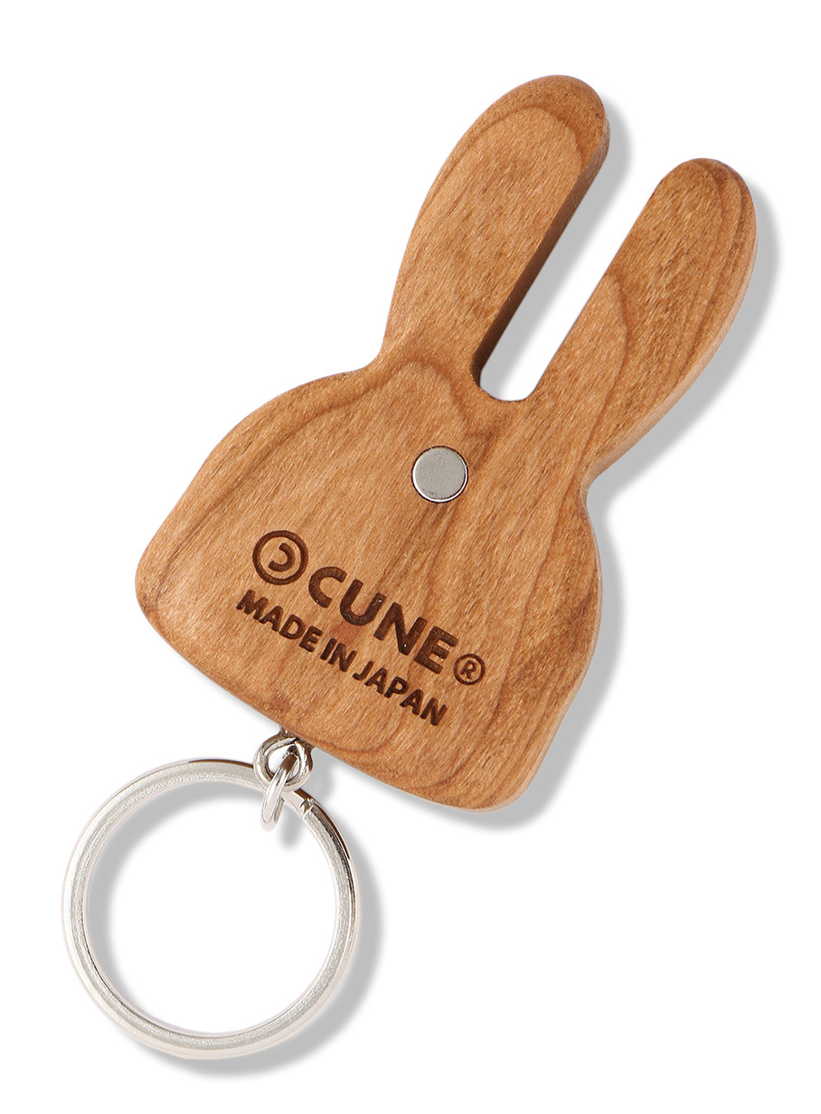 木のフックと木のキーリング｜ウサギがいる｜CUNE ONLINE STORE
