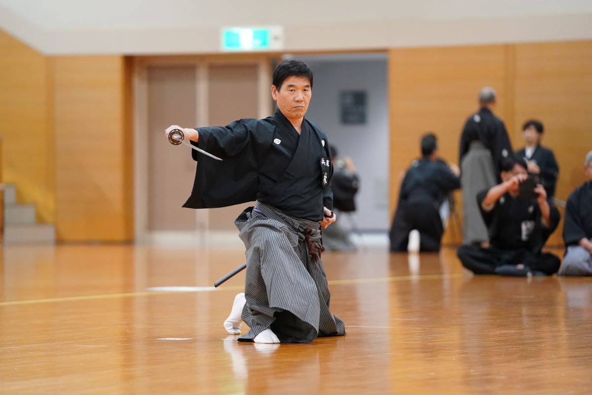 無双神伝抜刀術兵法 無双神伝流居合道｜つかしんカルチャーセンター