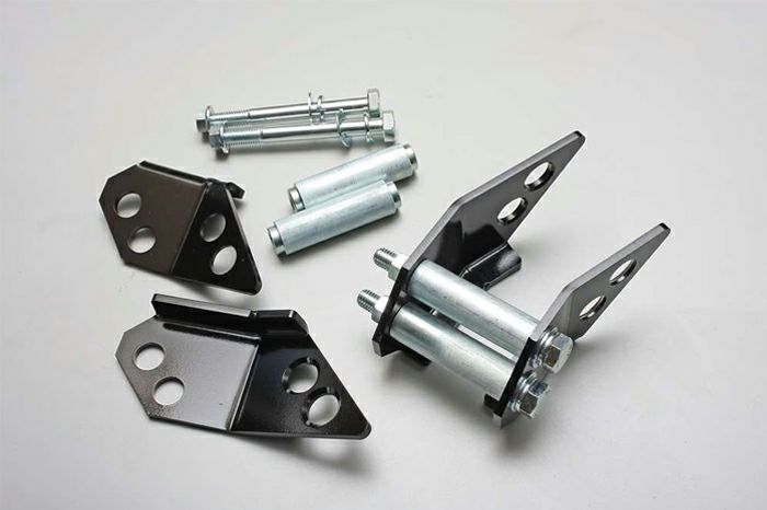 ジムニーシエラ JB74専用 クロスメンバーダウンブラケット を販売中