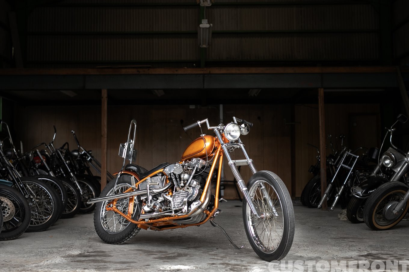 ハーレーナックルヘッドのヴィンテージチョッパー FL 1941年・GILD