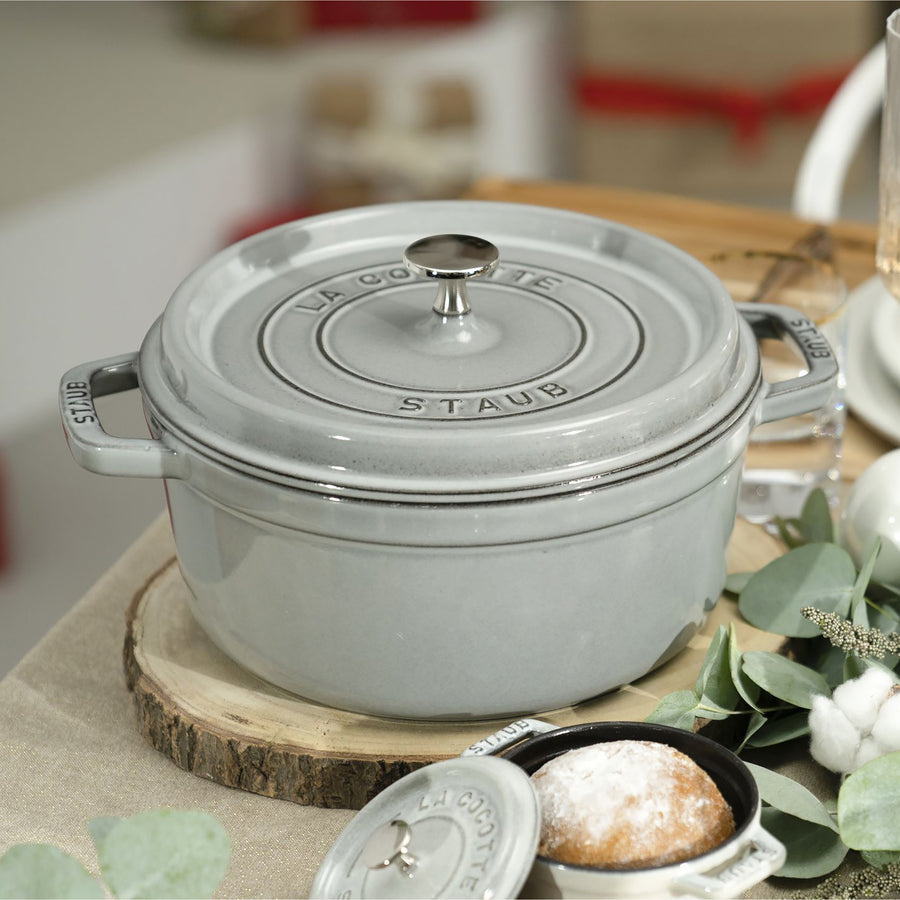 Staub Dutch Oven - 7-qt Cast Iron Cocotte - Graphite Gray
