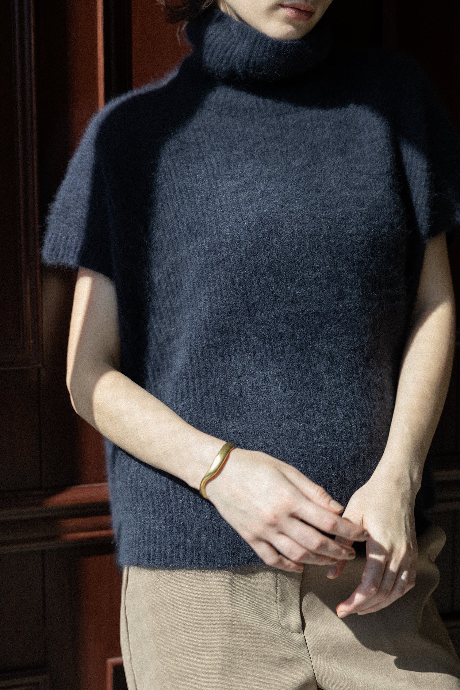 25AW Raccoon-fox turtleneck pullover with half sleeves /CT25326