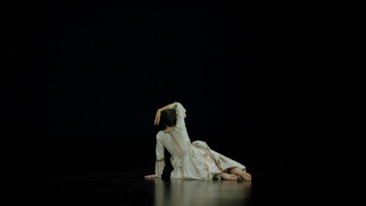 Anne Teresa De Keersmaeker: Memories of Clothing and Movement