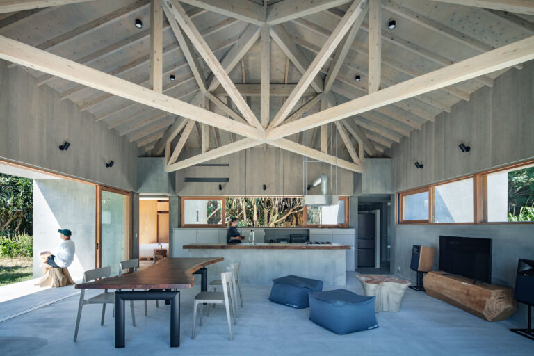 篠原一男 100の問い』への『100の応答』」がPDFでも公開。1980年以降