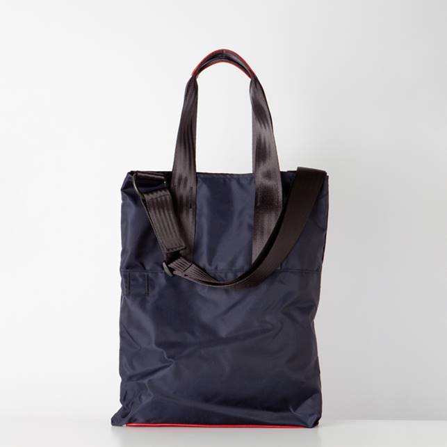 これぞ革の魔術師!ビルアンバーグの鞄でビジネスの成長に備えろ