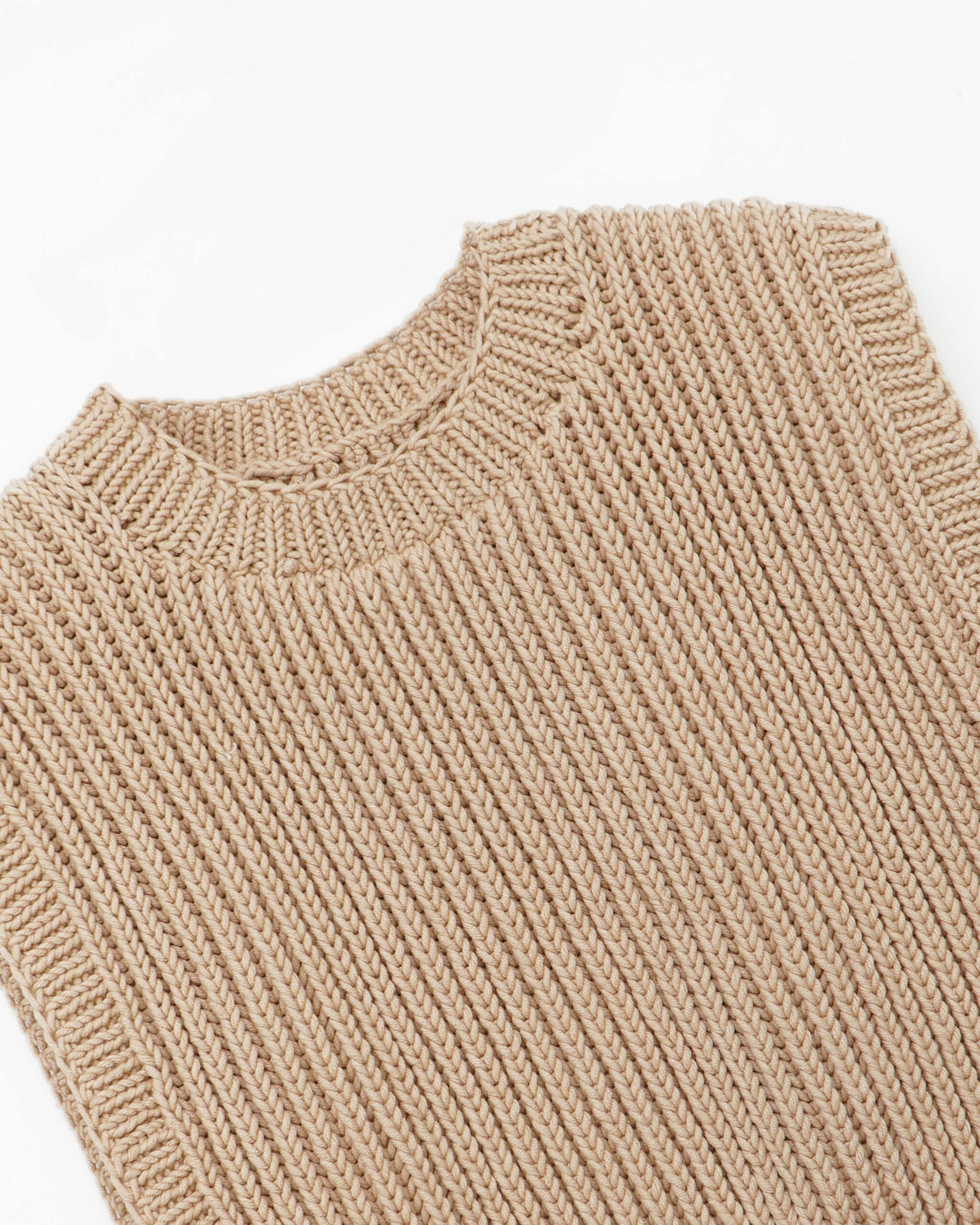 Vest No.51 | Ribbed vest knitting pattern – Daisy & Peace