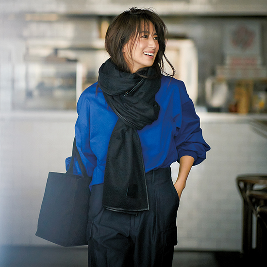 CALLi tokyo]マルチウェイ レザー パイピング カシミア ストール