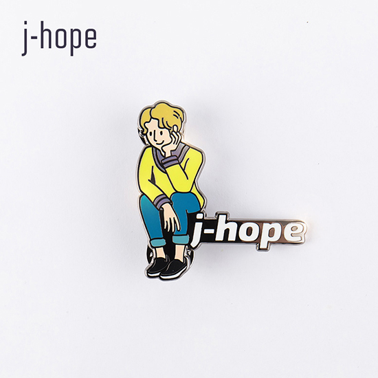 BTS WORLD]ピンバッジ【j-hope】 | KOBUNSHA SELECT SHOP | [BTS WORLD