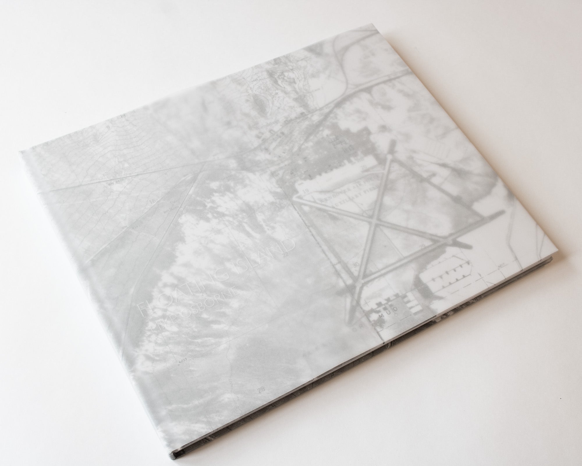 Mike Osborne: Floating Island – Daylight Books