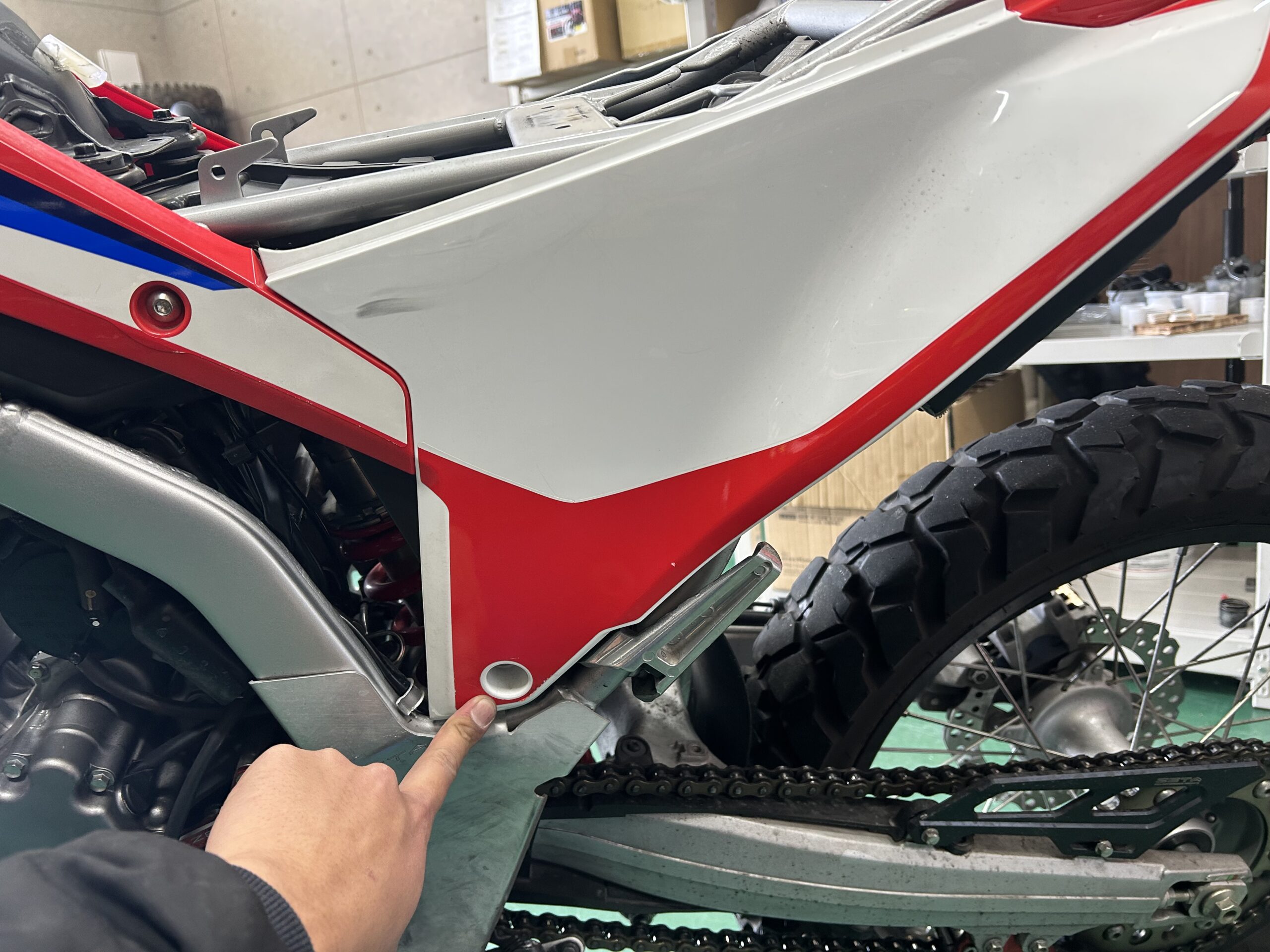 ダートバイクプラスブログ|CRF250L MD47型 ウインカー取り付け解説