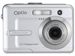 ペンタックス、単三電池採用のエントリーコンパクトデジカメ