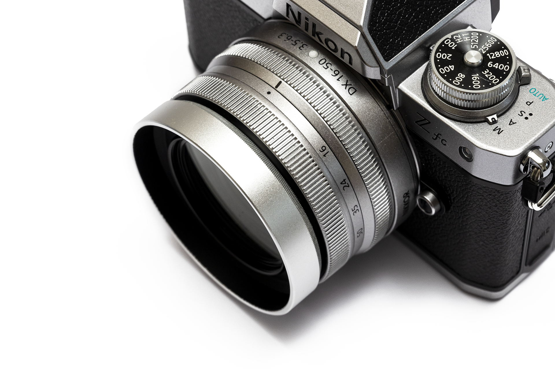 純正よりもオススメ！Nikon Z fcのキットレンズ「NIKKOR Z DX 16-50mm