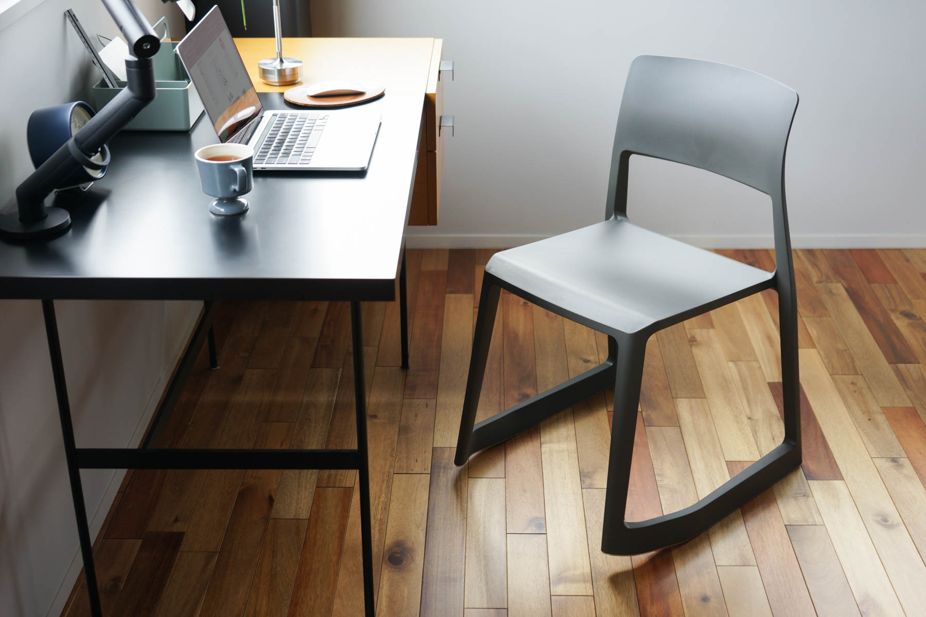 Vitra（ヴィトラ） ティプトン（Tip Ton）RE | インテリアショップvanilla