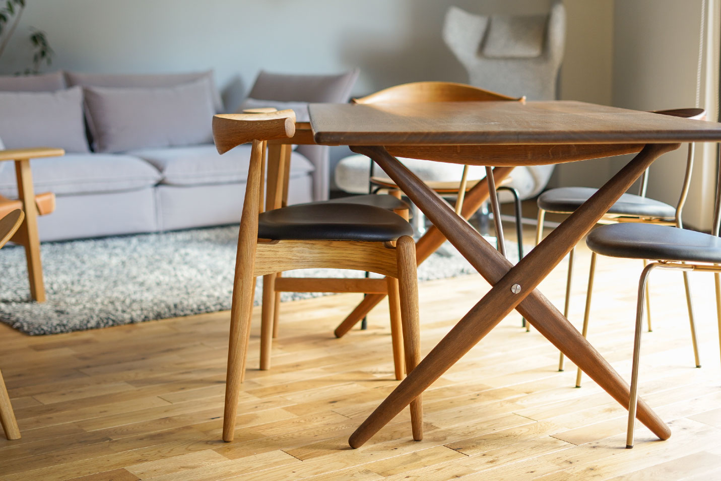 CH20（エルボーチェア）オーク オイルフィニッシュ レザーシート CARL