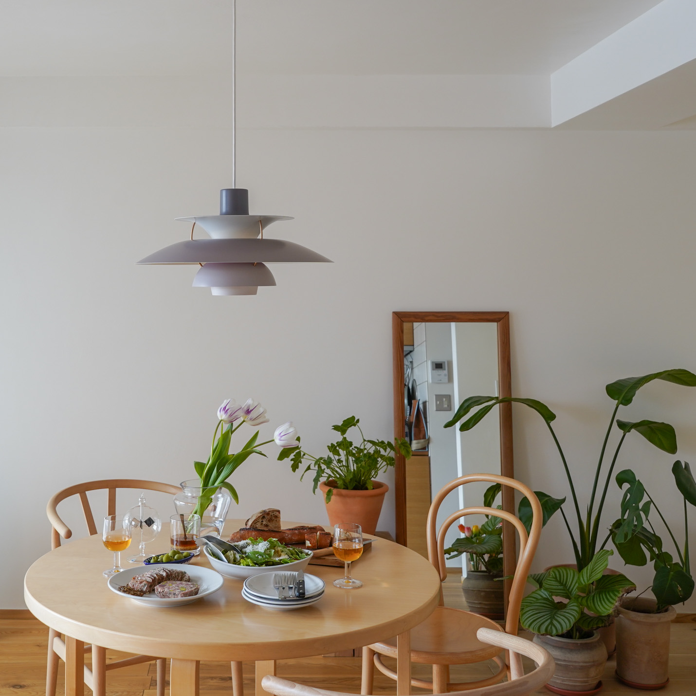 ルイスポールセン（Louis Poulsen） PH5 / グレー・グラデーション